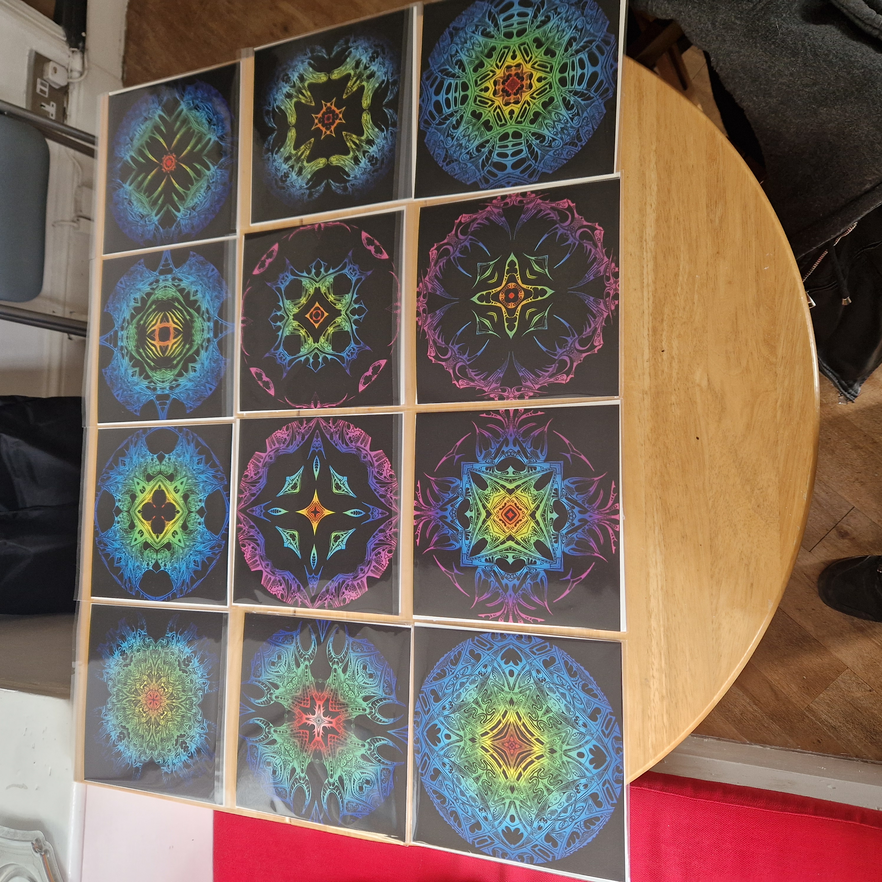 Print Run - Regenesis Black Round Kirlian
